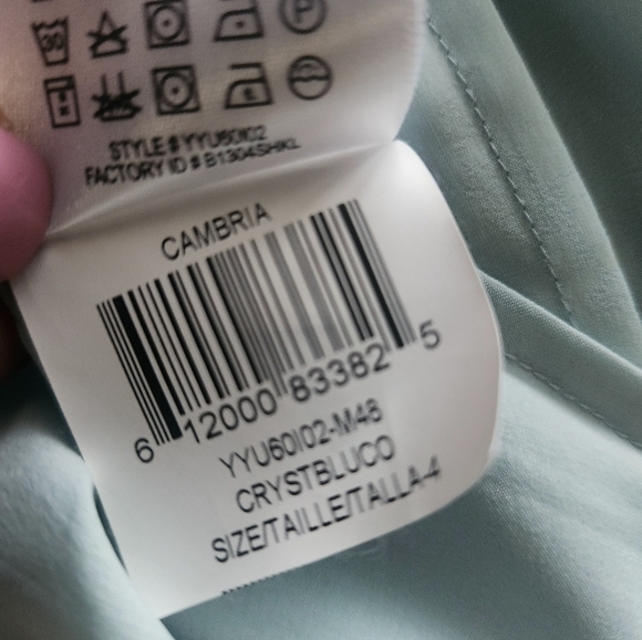 BCBGMAXAZRIA Cambria Mini Shift Dress | Crystal Blue Keyhole | Size 4 EUC - Picture 8 of 8